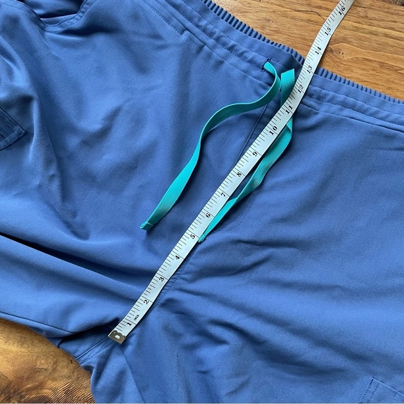 Figs Big Sky Blue Scrub Set Casma Three Pocket Top & Yola Skinny Pants Size XL - Picture 15 of 16